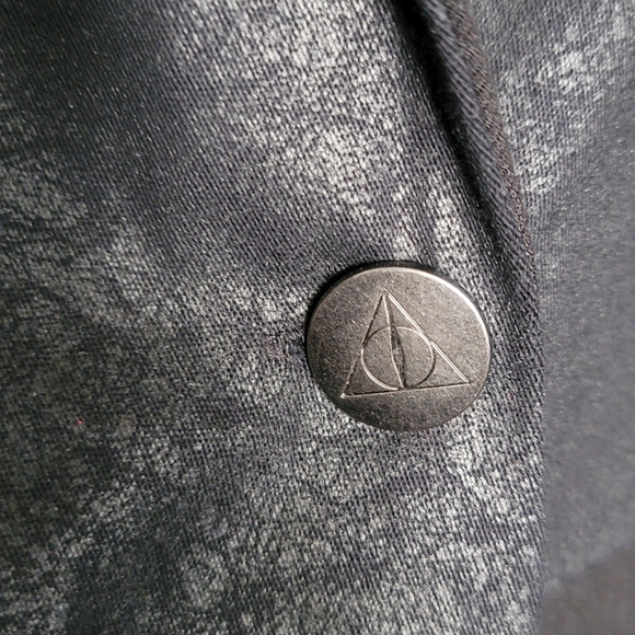 Harry Potter Deathly Hallows Jacket - Picture 7 of 10